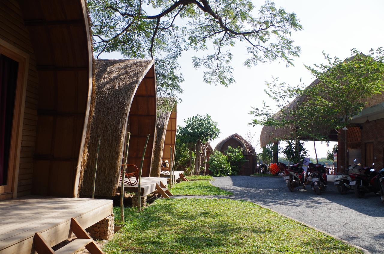 Bamboo Bungalow Kampot Eksteriør bilde