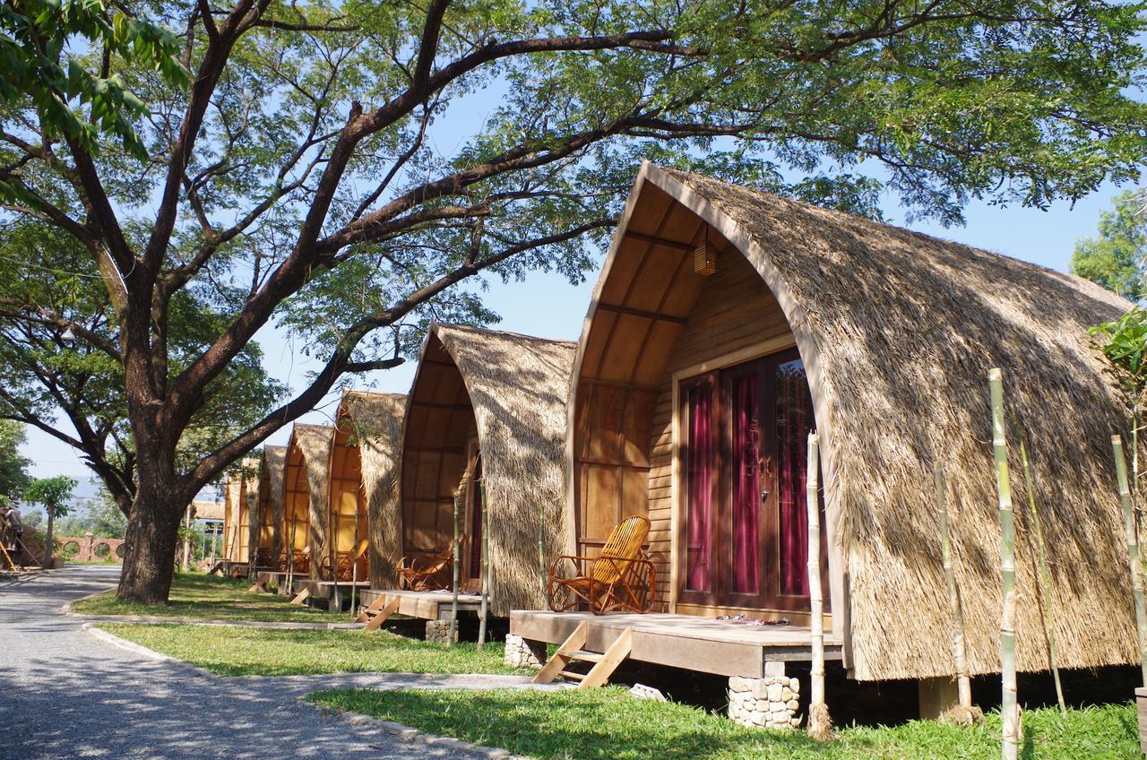 Bamboo Bungalow Kampot Eksteriør bilde