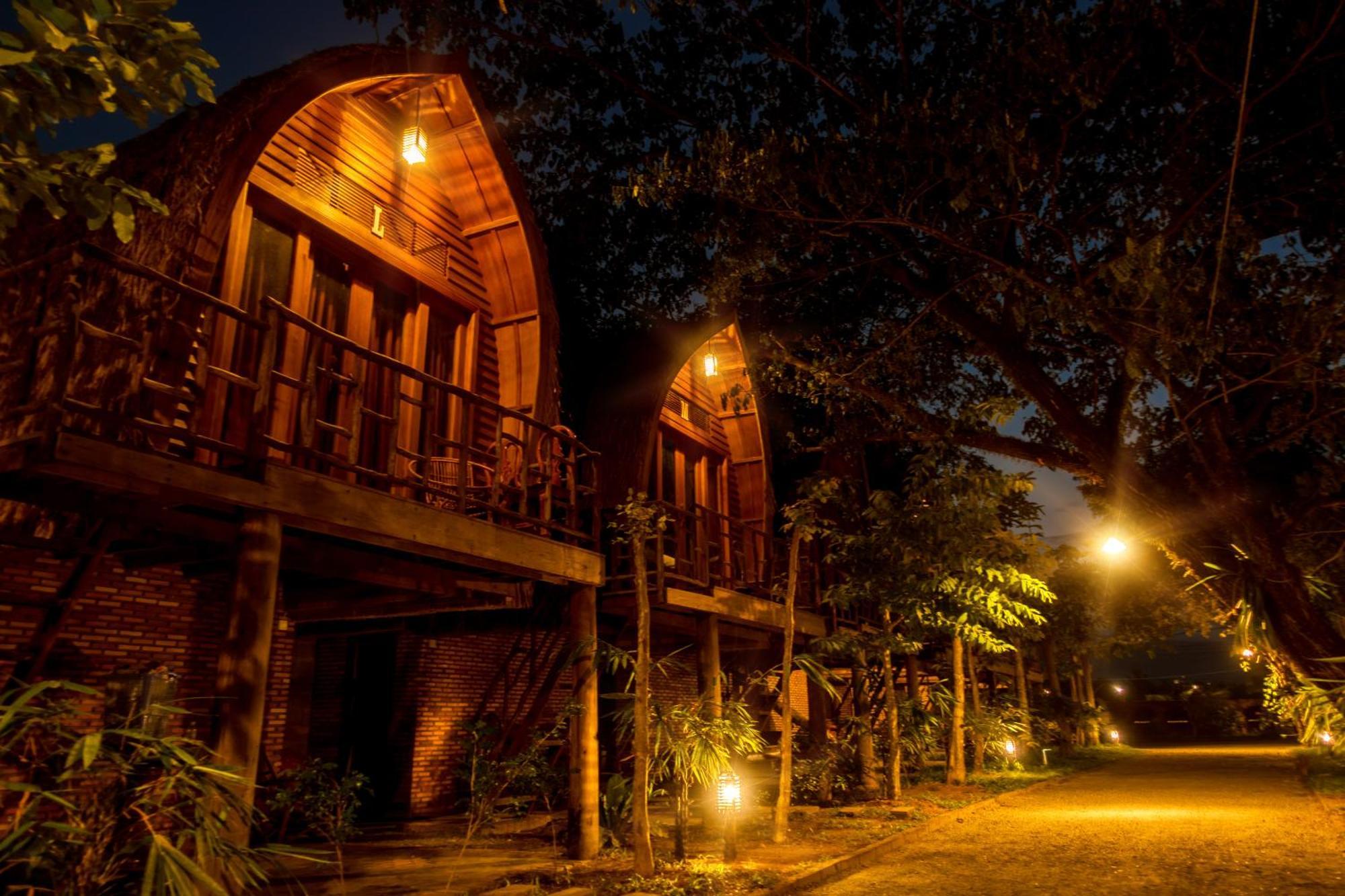 Bamboo Bungalow Kampot Eksteriør bilde